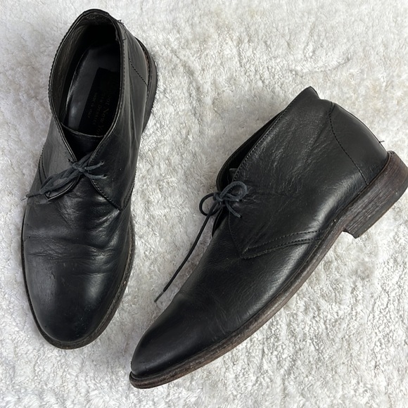 To Boot New York Richard Black Calf Chukka Boot - Picture 1 of 11